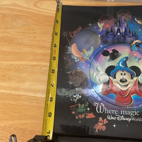 Walt Disney World Where Magic Lives Photo Album. GUC - Picture 14 of 17